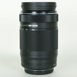 OLYMPUS M.ZUIKO DIGITAL ED 75-300mm F4.8-6.7 II OLYMPUS M.ZUIKO DIGITAL ED 75-300mm F4.8-6.7 II