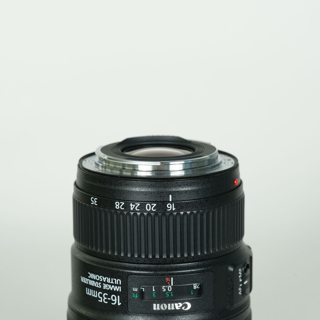 Canon EF16-35mm F4L IS USMの出品 | ONE SCENE（ワンシーン）