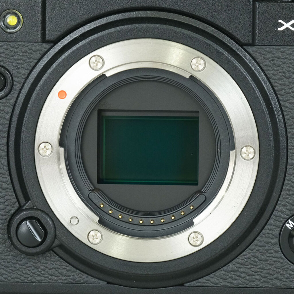 FUJIFILM X-T4