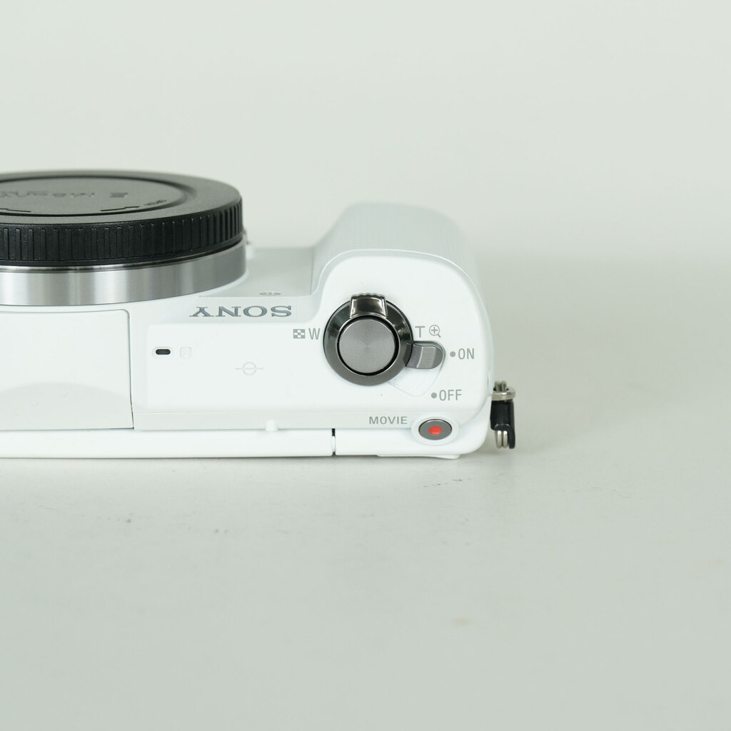 SONY α5000（ILCE-5000）の出品 | ONE SCENE（ワンシーン）