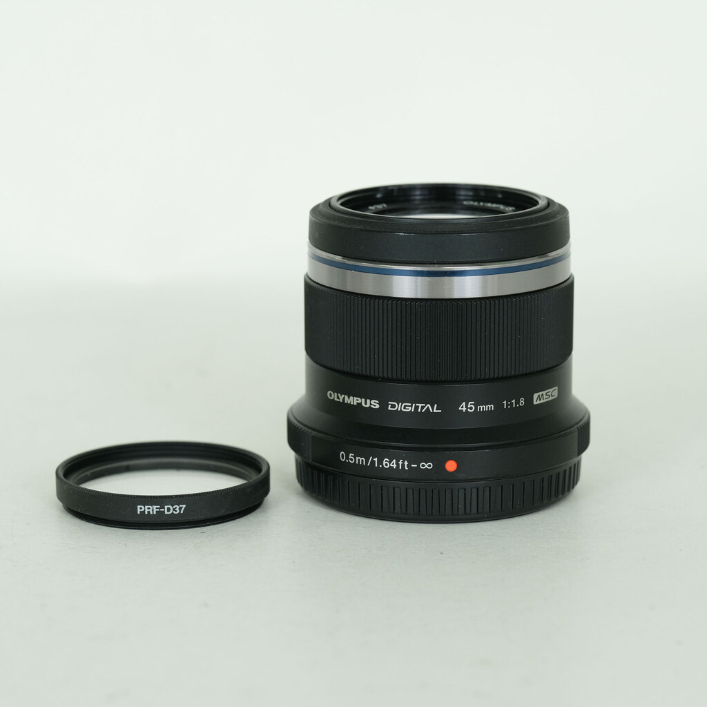OLYMPUS M.ZUIKO DIGITAL 45mm F1.8