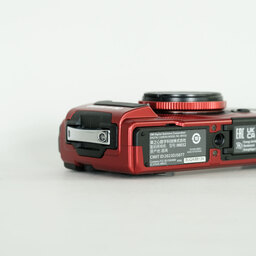 OM SYSTEM Tough TG-7 レッド