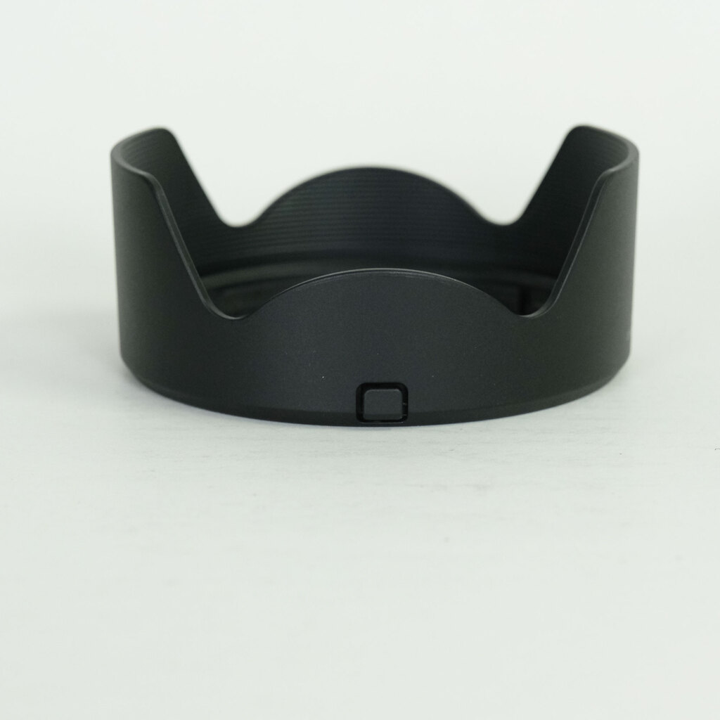 Canon RF24-105mm F4 L IS USM Canon RF24-105mm F4 L IS USM