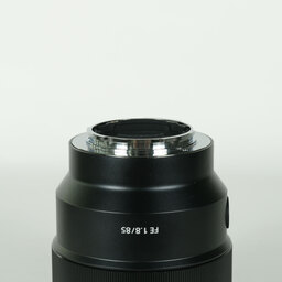 SONY FE 85mm F1.8 SEL85F18 SONY FE 85mm F1.8 SEL85F18