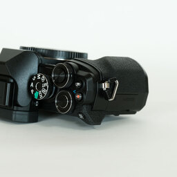 OLYMPUS OM-D E-M10 Mark IV