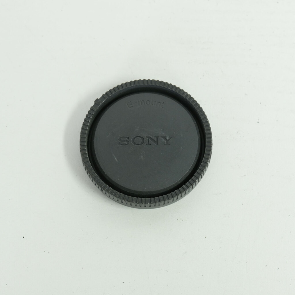 SONY E 10-18mm F4 OSS SEL1018