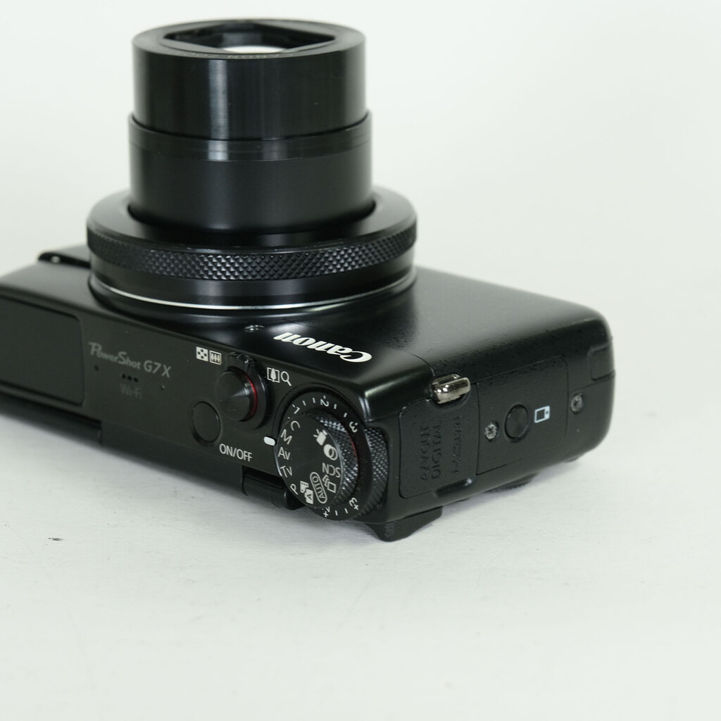 Canon PowerShot G7X