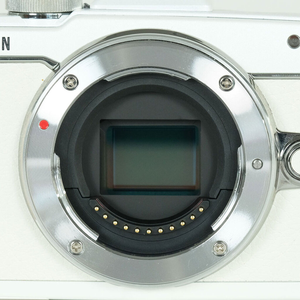 OLYMPUS PEN Lite E-PL7 ボディ ホワイト OLYMPUS PEN Lite E-PL7 ボディ ホワイト