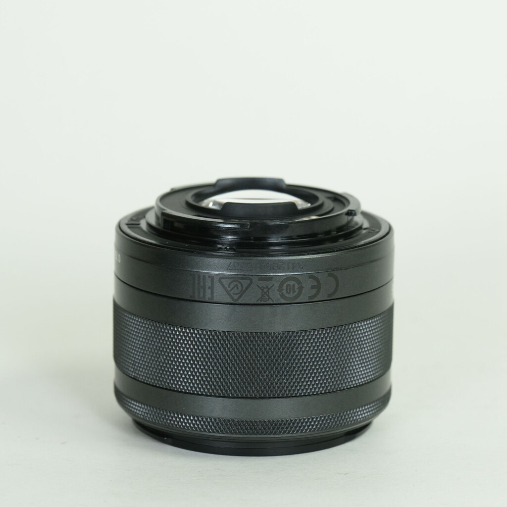 Canon EF-M15-45mm F3.5-6.3 IS STM