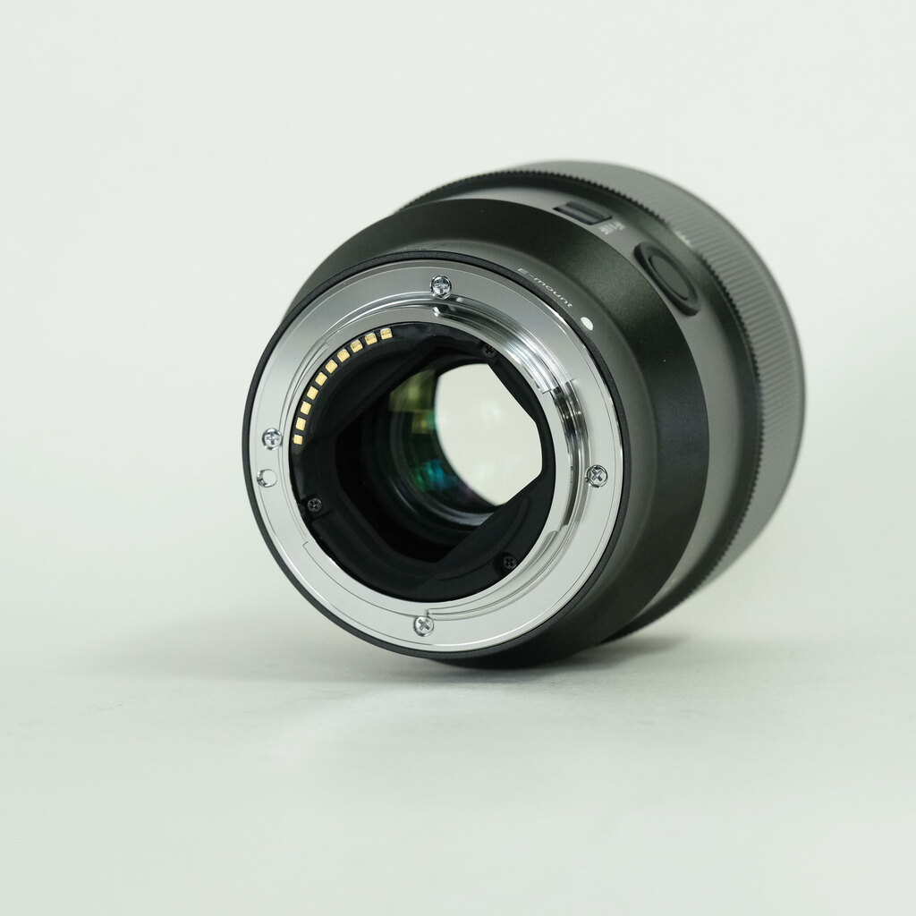 SONY FE 85mm F1.8 SEL85F18