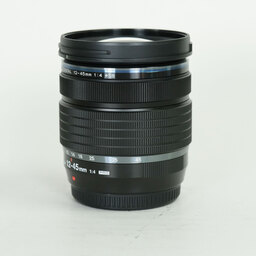 OM SYSTEM M.ZUIKO DIGITAL ED 12-45mm F4.0 PRO