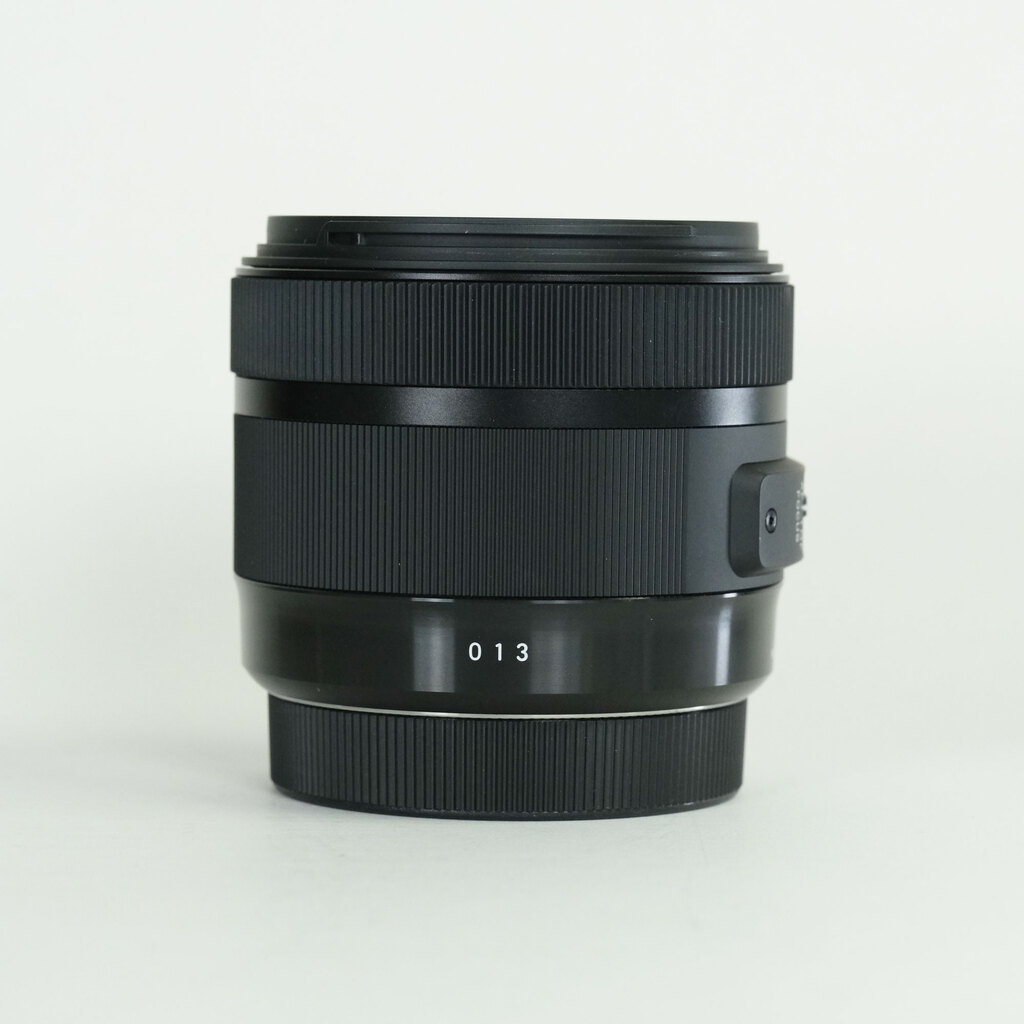 SIGMA 30mm F1.4 DC HSM | Art [キヤノン用]