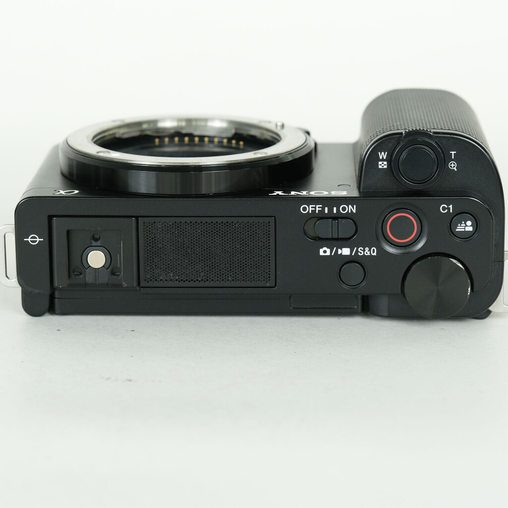 SONY VLOGCAM ZV-E10 SONY VLOGCAM ZV-E10