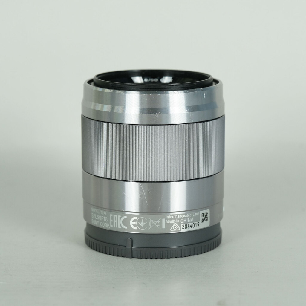 SONY E 50mm F1.8 OSS SEL50F18の出品 | ONE SCENE（ワンシーン）