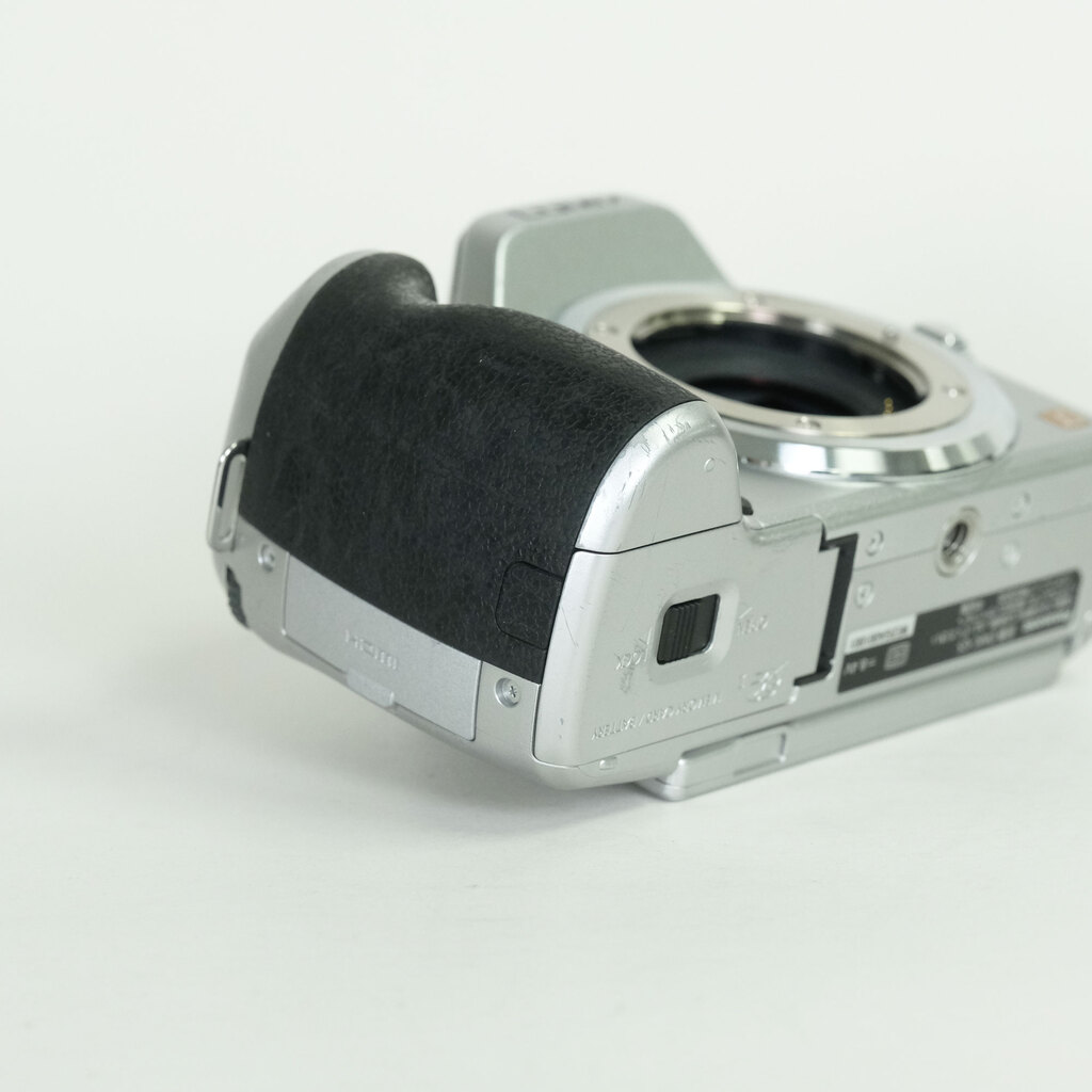 Panasonic LUMIX DMC-G5-S ボディ ソリッドシルバー