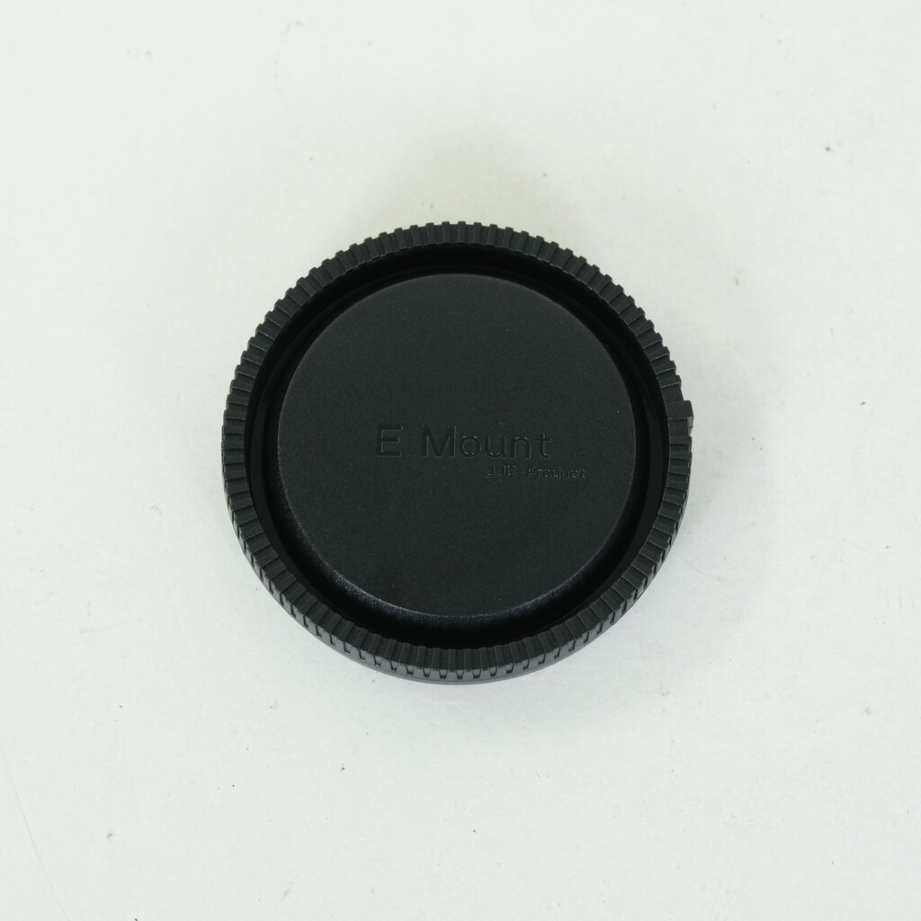 SONY E 16mm F2.8 SEL16F28