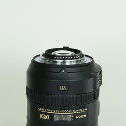 Nikon AF-S DX NIKKOR 18-200mm F3.5-5.6G ED VR II
