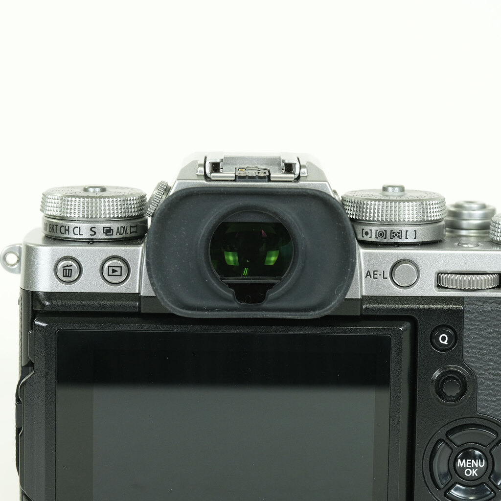 FUJIFILM X-T3 FUJIFILM X-T3