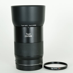 Carl Zeiss Touit 50mm F2.8 マクロ（ソニーE用）