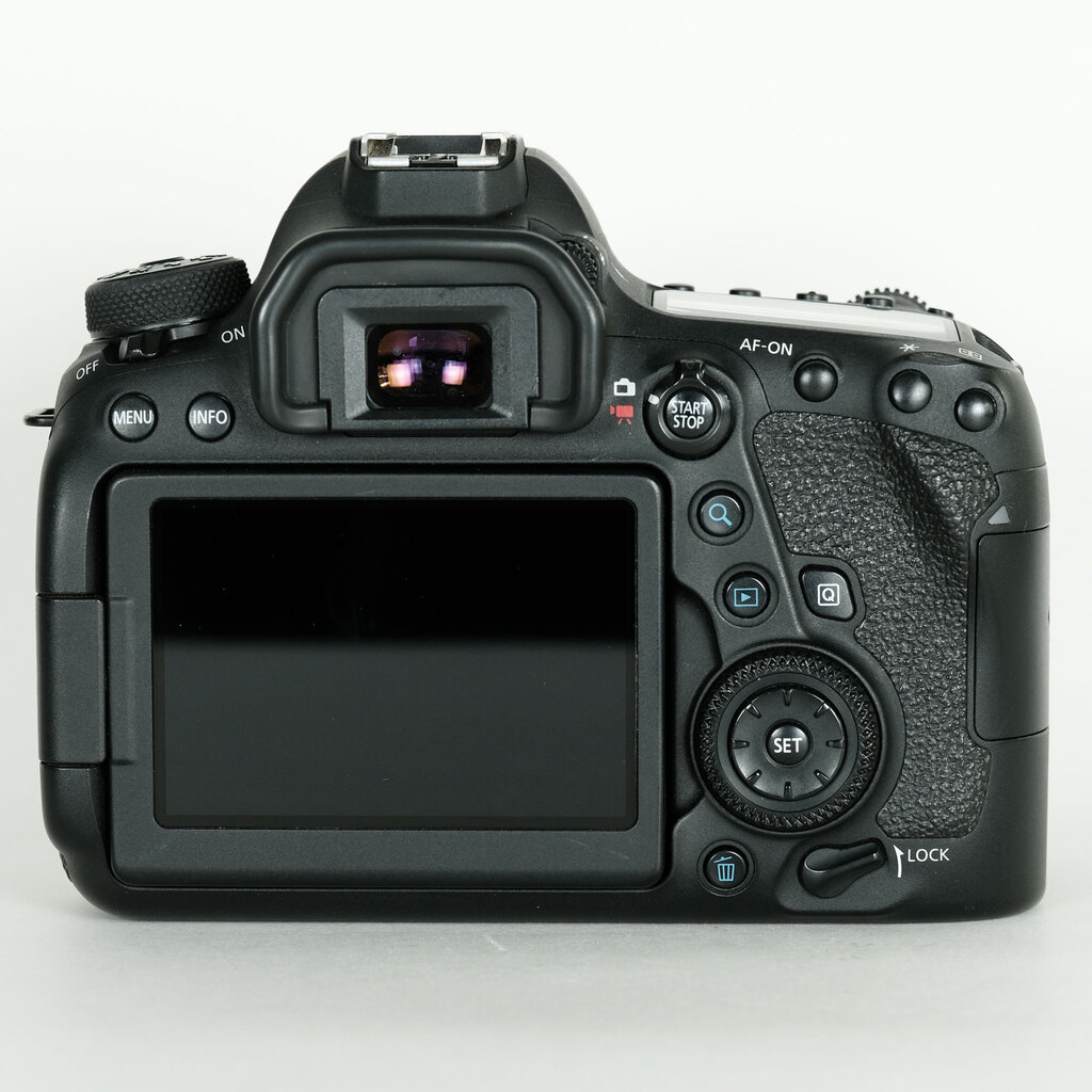 Canon EOS 6D Mark II