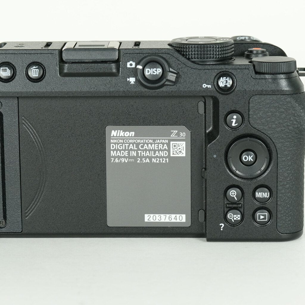 Nikon Z30の出品 | ONE SCENE（ワンシーン）