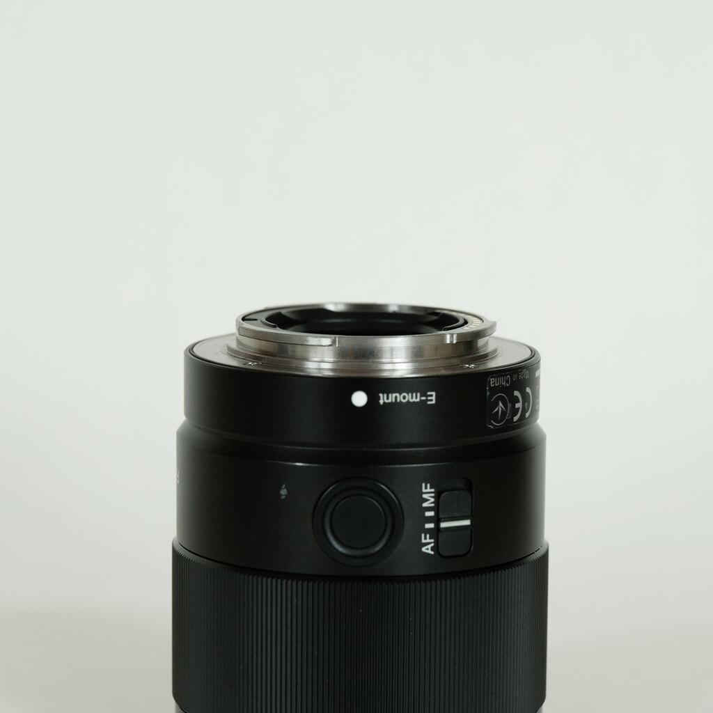SONY FE 35mm F1.8 SEL35F18F