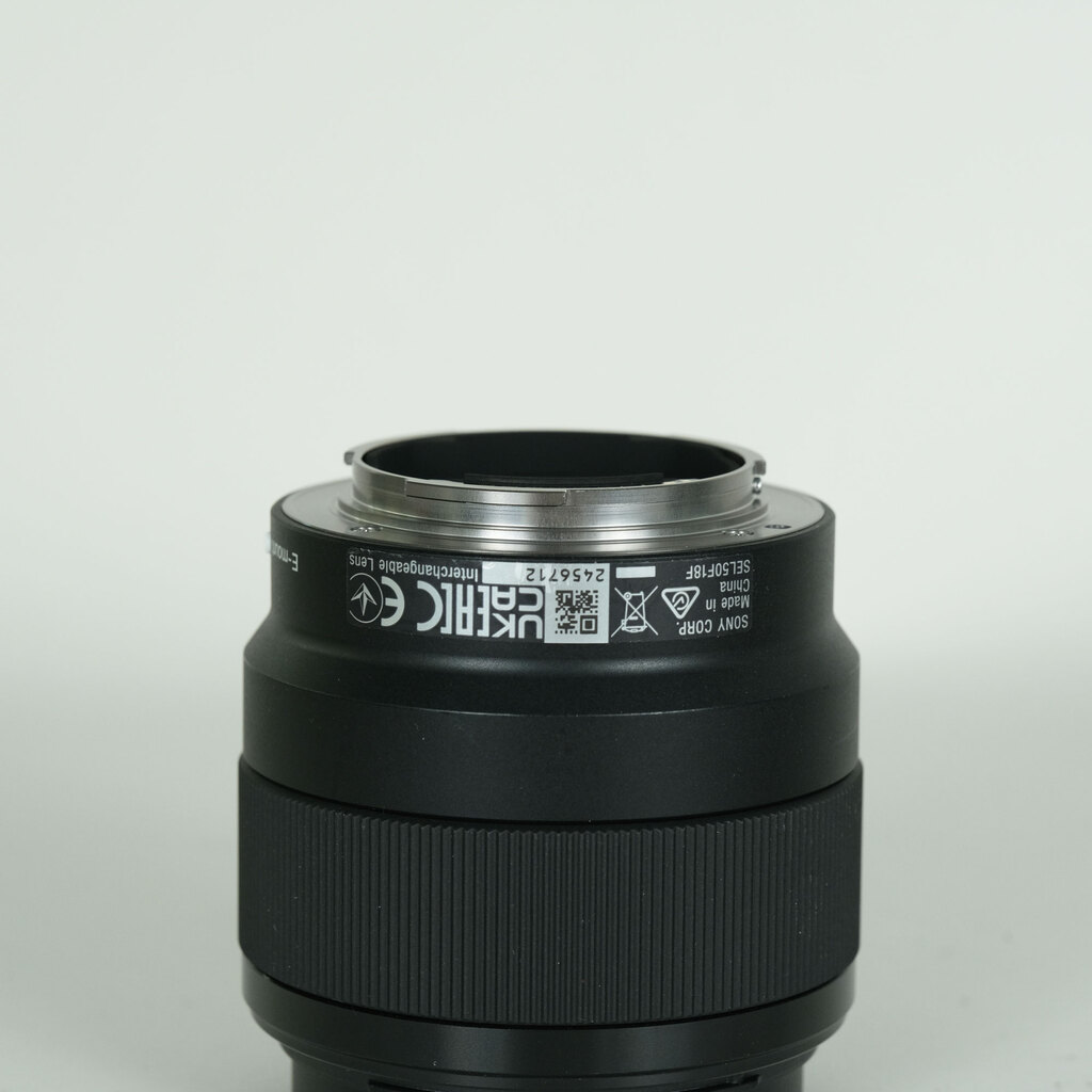 SONY FE 50mm F1.8 SEL50F18Fの出品 | ONE SCENE（ワンシーン）