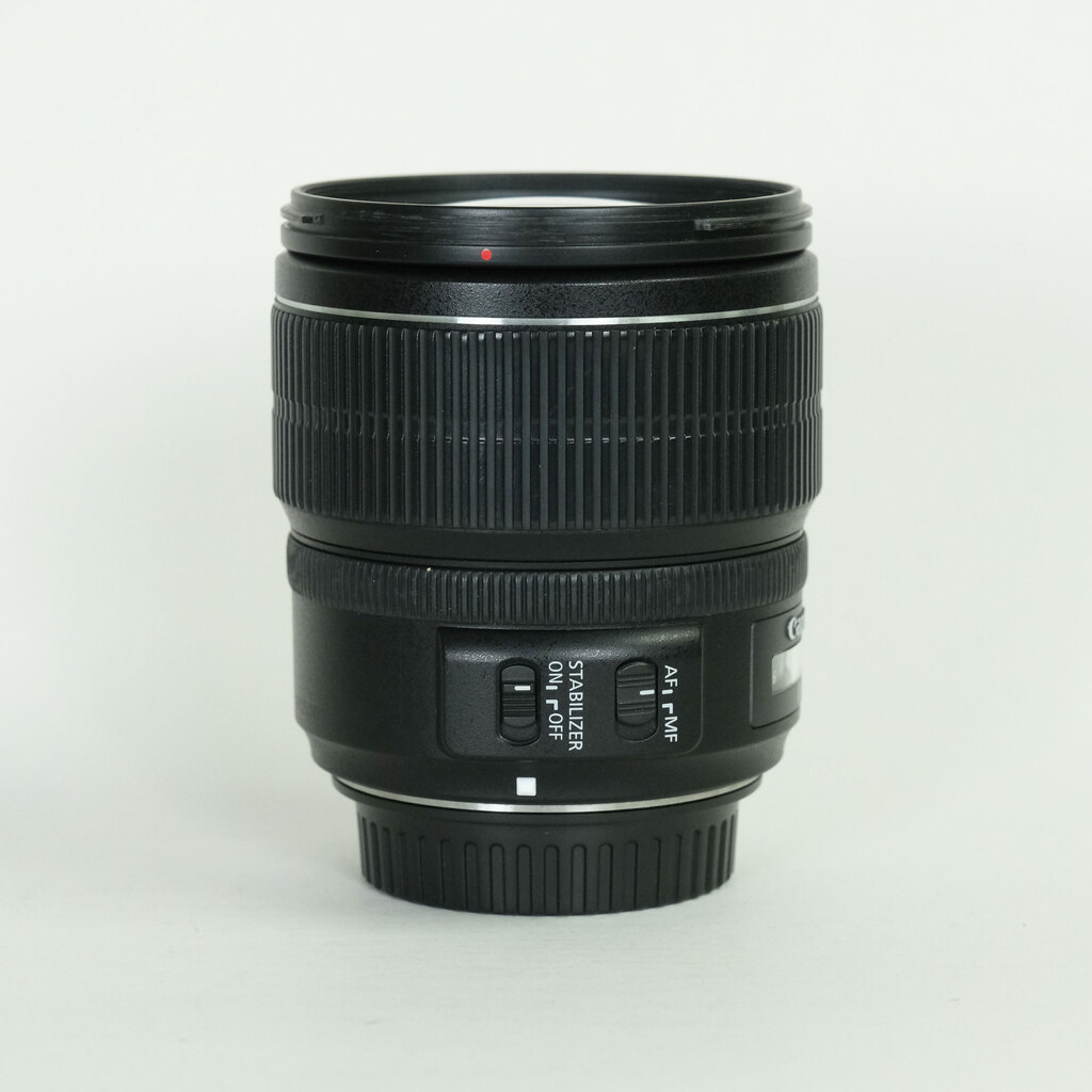 Canon EF-S15-85mm F3.5-5.6 IS USM