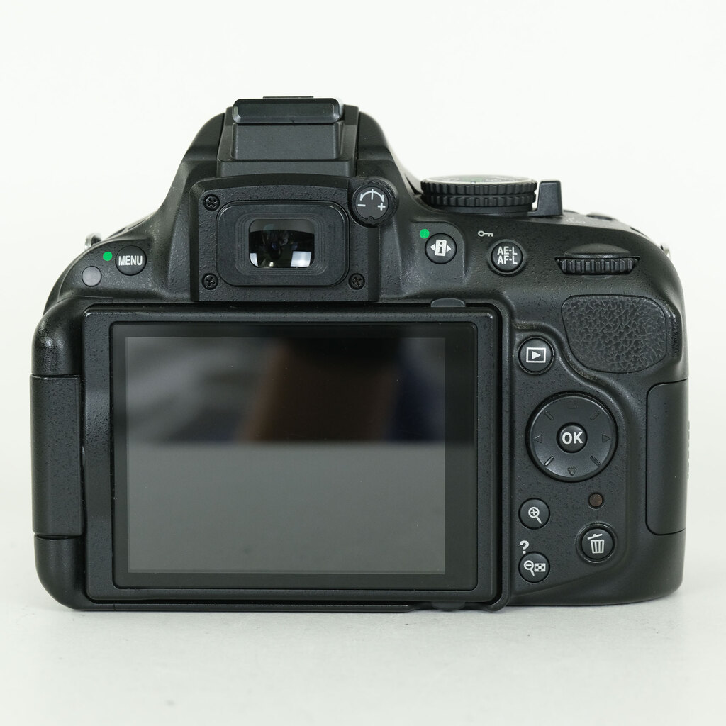 Nikon D5200 ボディ ブラック