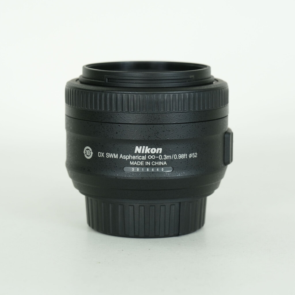 Nikon AF-S DX NIKKOR 35mm f/1.8G