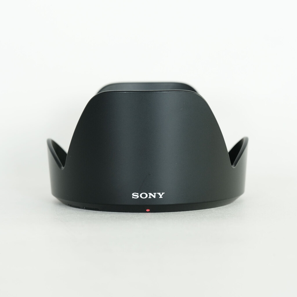 SONY E18-200mm F3.5-6.3 OSS SEL18200