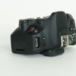 Canon EOS Kiss X9 Canon EOS Kiss X9