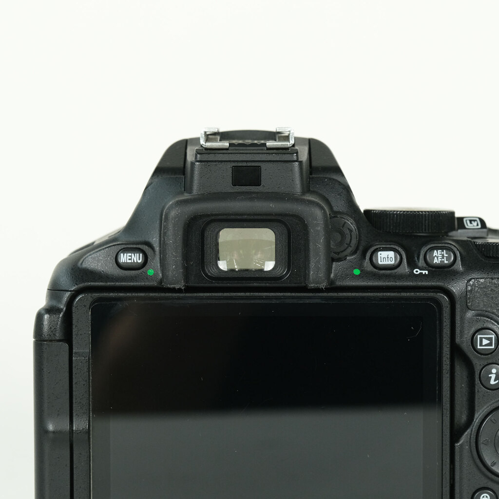 Nikon D5600