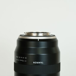 TAMRON 17-70mm F/2.8 Di III-A VC RXD（Model B070）［フジフイルムX用］