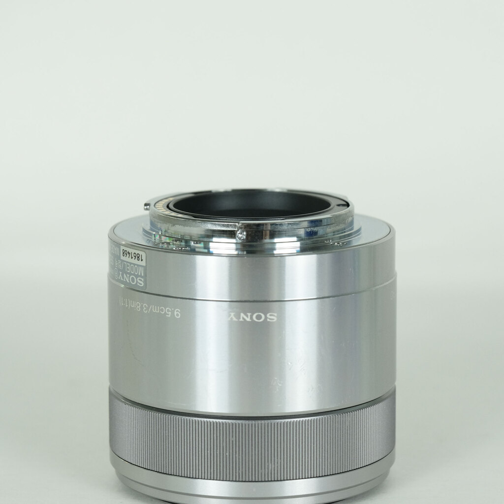 SONY E 30mm F3.5 Macro SEL30M35の出品 | ONE SCENE（ワンシーン）