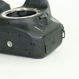 Canon EOS 7D Mark II