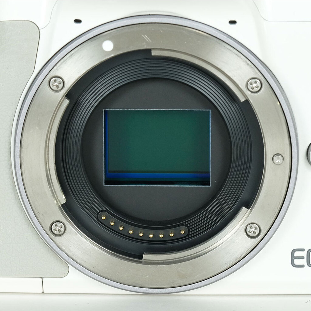 Canon EOS Kiss M