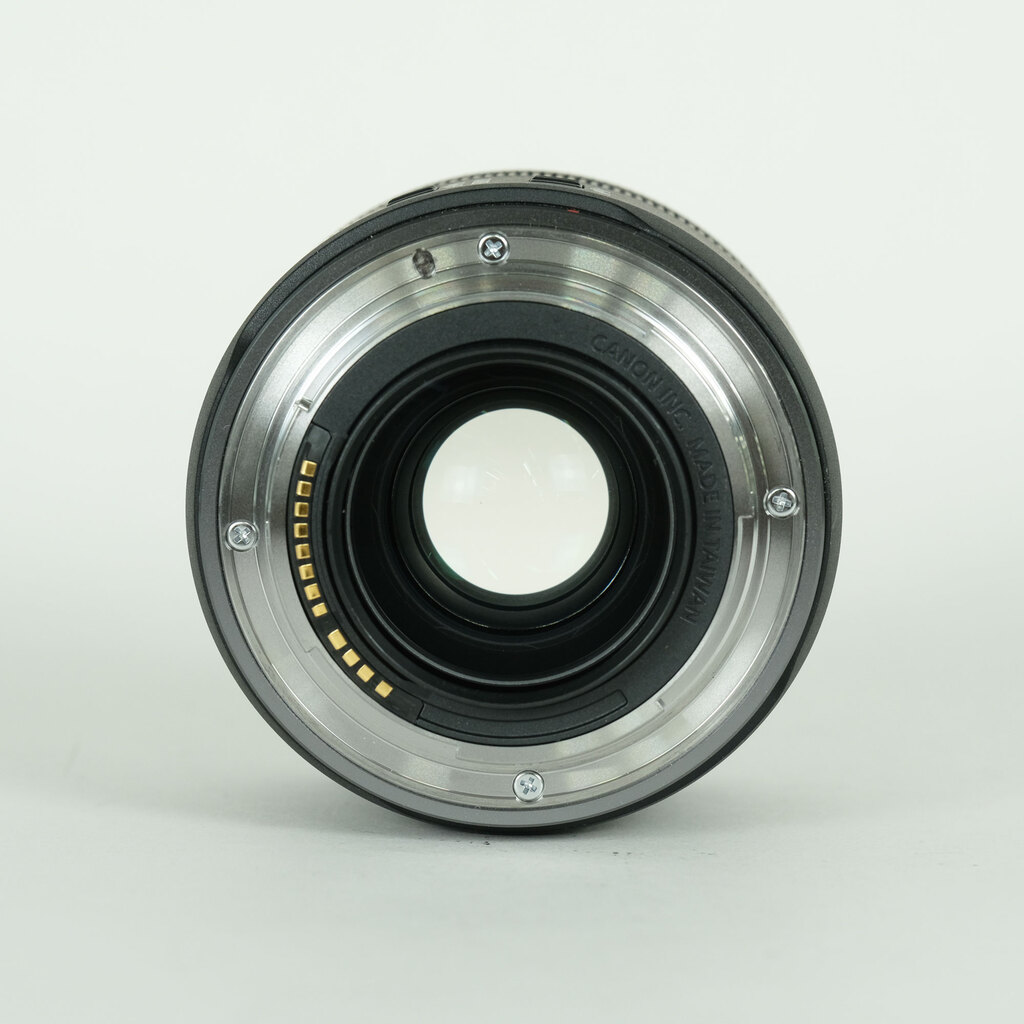 Canon RF35mm F1.8 MACRO IS STM