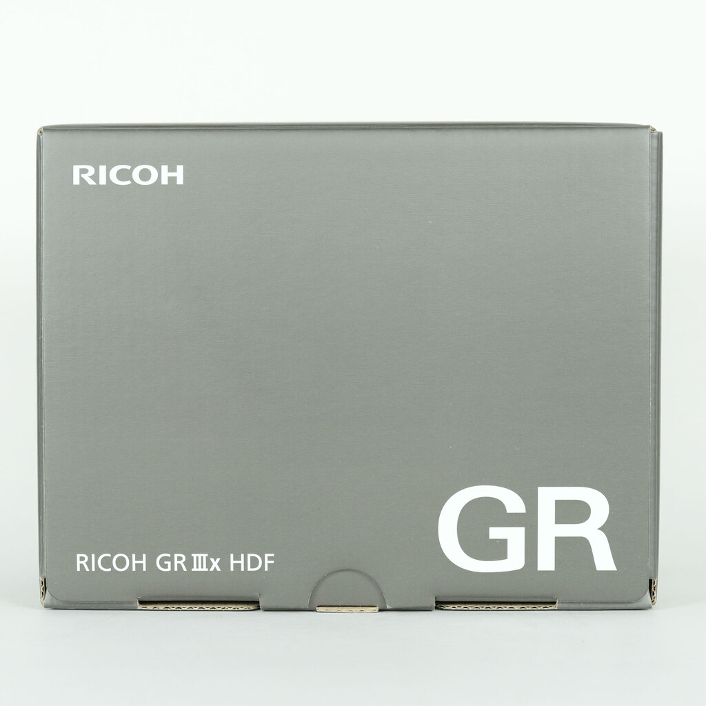 RICOH GR IIIx HDF の出品 | ONE SCENE（ワンシーン）