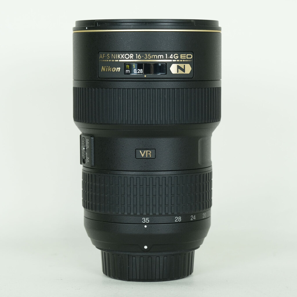 Nikon AF-S NIKKOR 16-35mm F4 G ED VR