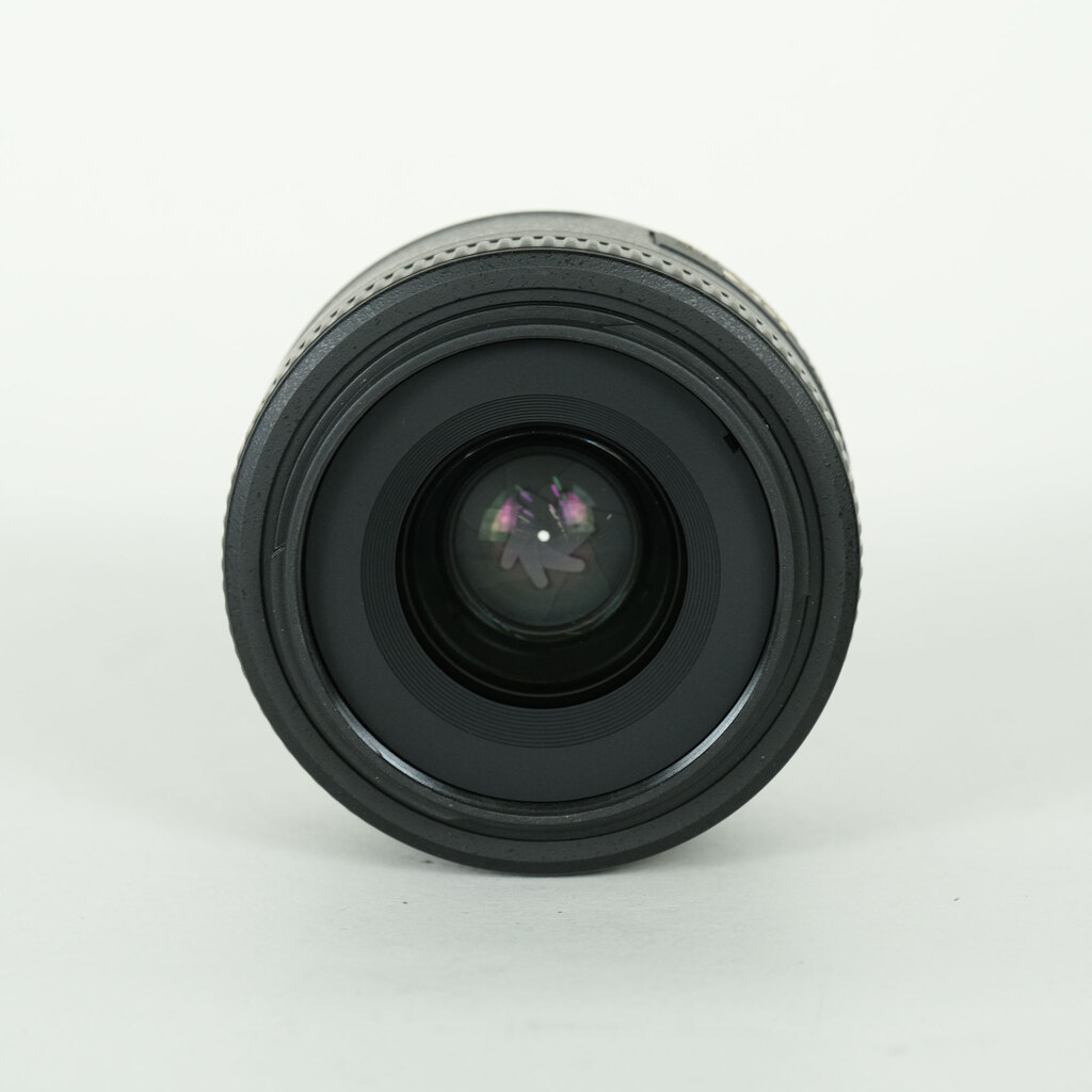 Nikon AF-S DX NIKKOR 35mm f/1.8Gの出品 | ONE SCENE（ワンシーン）