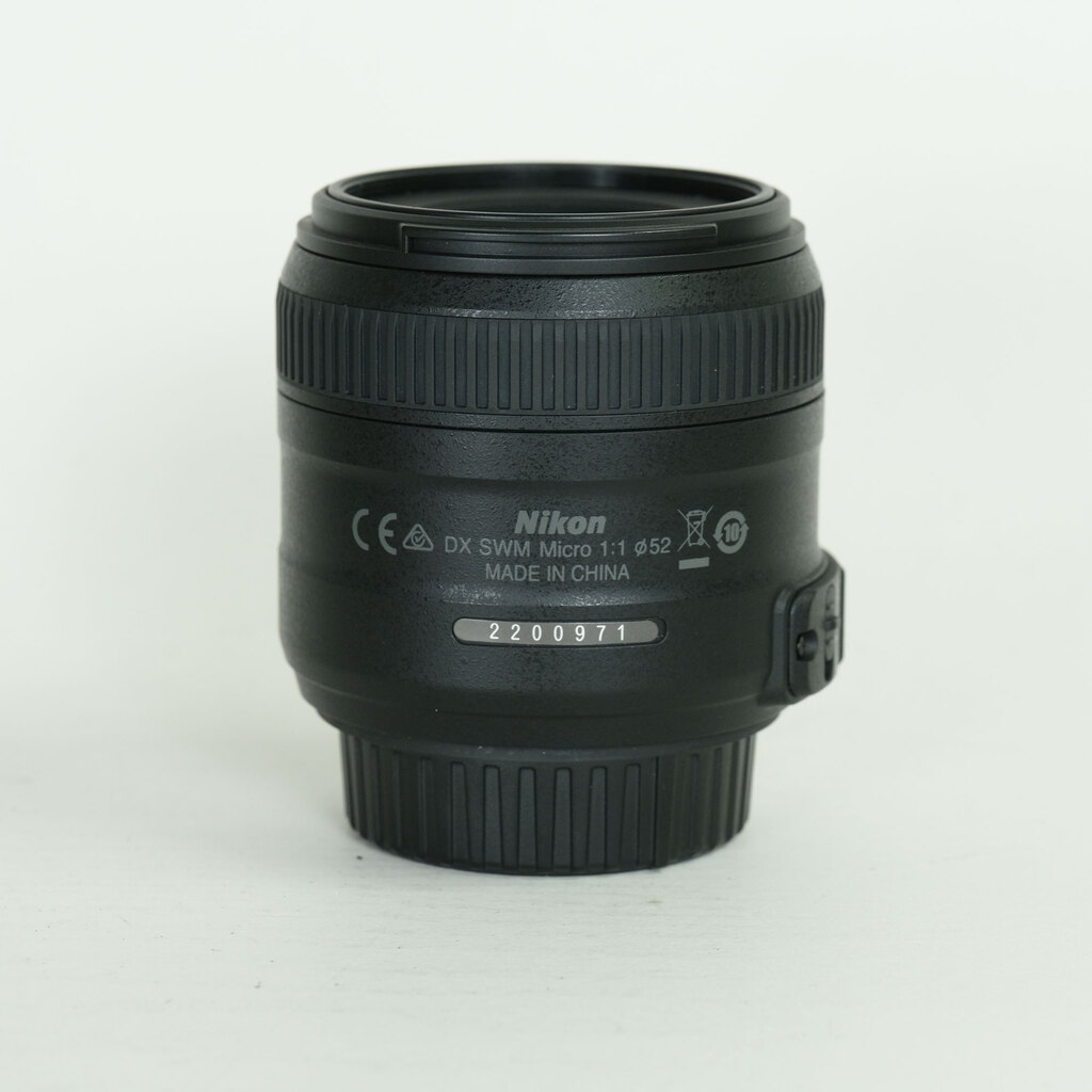 Nikon AF-S DX Micro NIKKOR 40mm f/2.8G