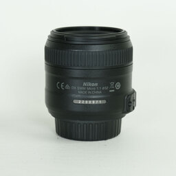 Nikon AF-S DX Micro NIKKOR 40mm f/2.8G