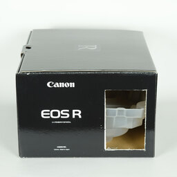 Canon EOS R
