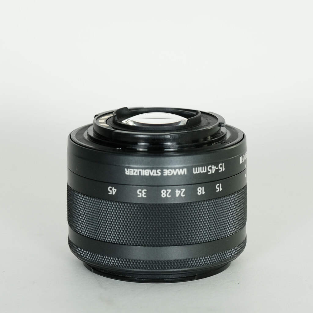 Canon EF-M15-45mm F3.5-6.3 IS STM