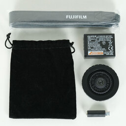 FUJIFILM X-E4