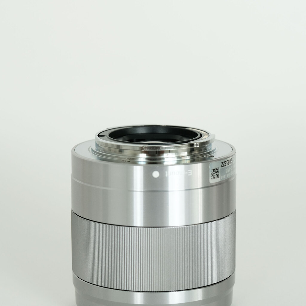 SONY E 50mm F1.8 OSS SEL50F18 SONY E 50mm F1.8 OSS SEL50F18