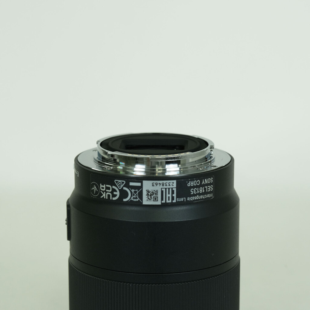 SONY E 18-135mm F3.5-5.6 OSS SEL18135