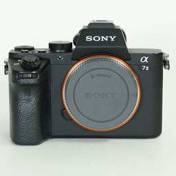 SONY α7 II（ILCE-7M2）