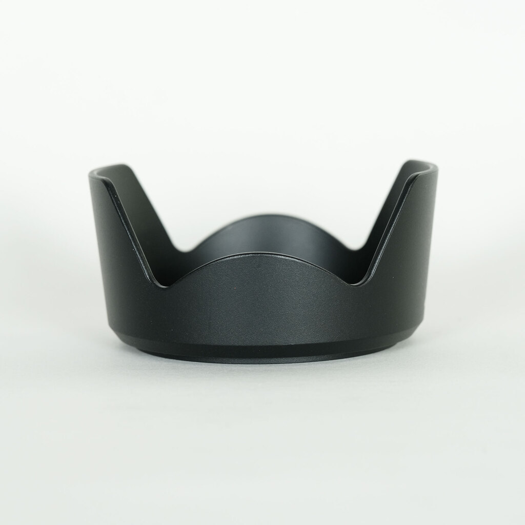 SONY E 18-135mm F3.5-5.6 OSS SEL18135